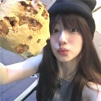 傅总，门外有六宝说是你崽崽